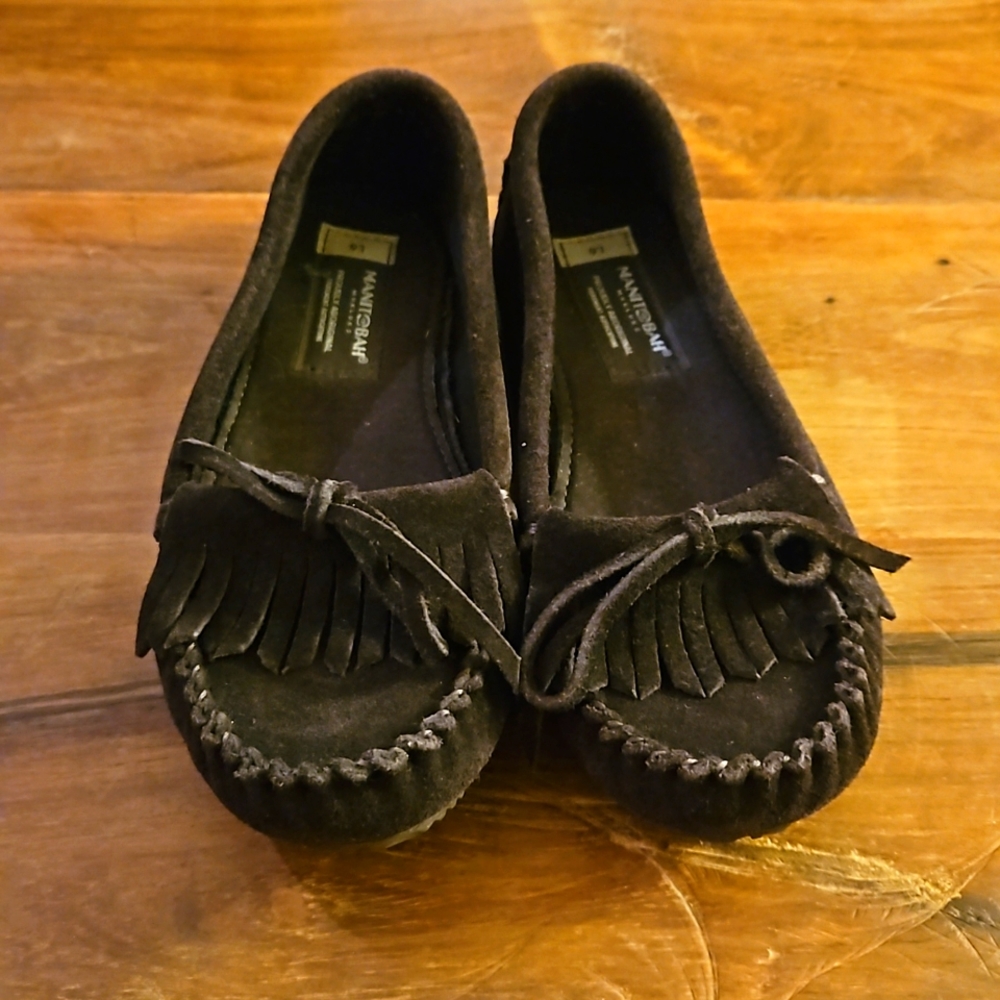 MANITOBAH  mukluks Women's Sunshine Moccasin Dark Brown Size 6 L06
